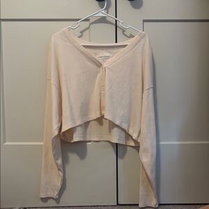 Aeropostale Cream Cropped V-Neck Button-Up Top